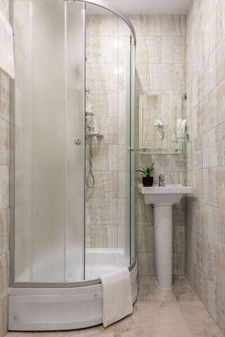 Гостиница Арена Москва Супериор семейный TWIN 2 комн. для 4-х гостей без TV-18