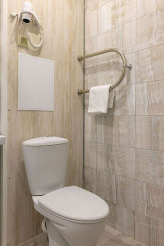 Гостиница Арена Москва Супериор 2-комнатный (двуспальная кровать и диван)-13