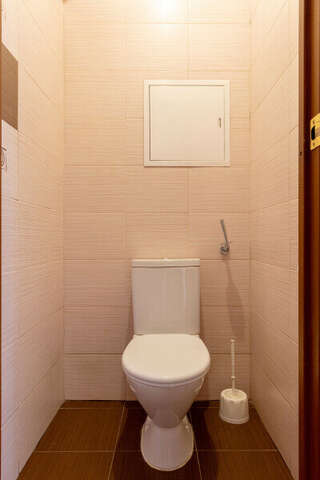 Гостиница Арена Москва Трехместный номер с двумя кроватями и креслом категории «Делюкс»-17