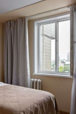 Гостиница Арена Москва 3-местный 2-комнатный номер улучшенный-14