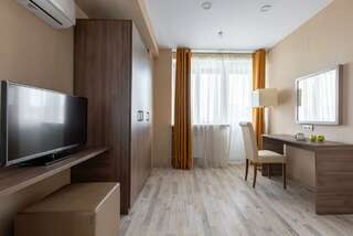 Гостиница Арена Москва Номер люкс с 1 двуспальной кроватью-11